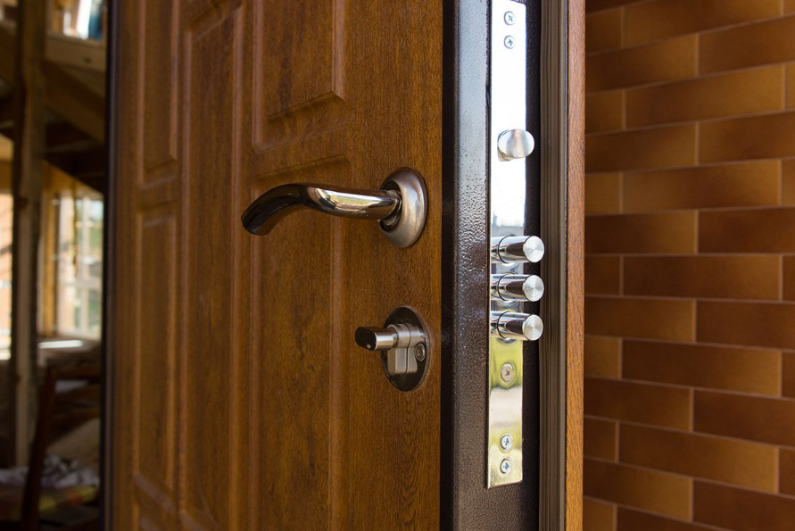 Is Your Home Secure? 5 Tips For Choosing The Right Security Doors In Oran Park